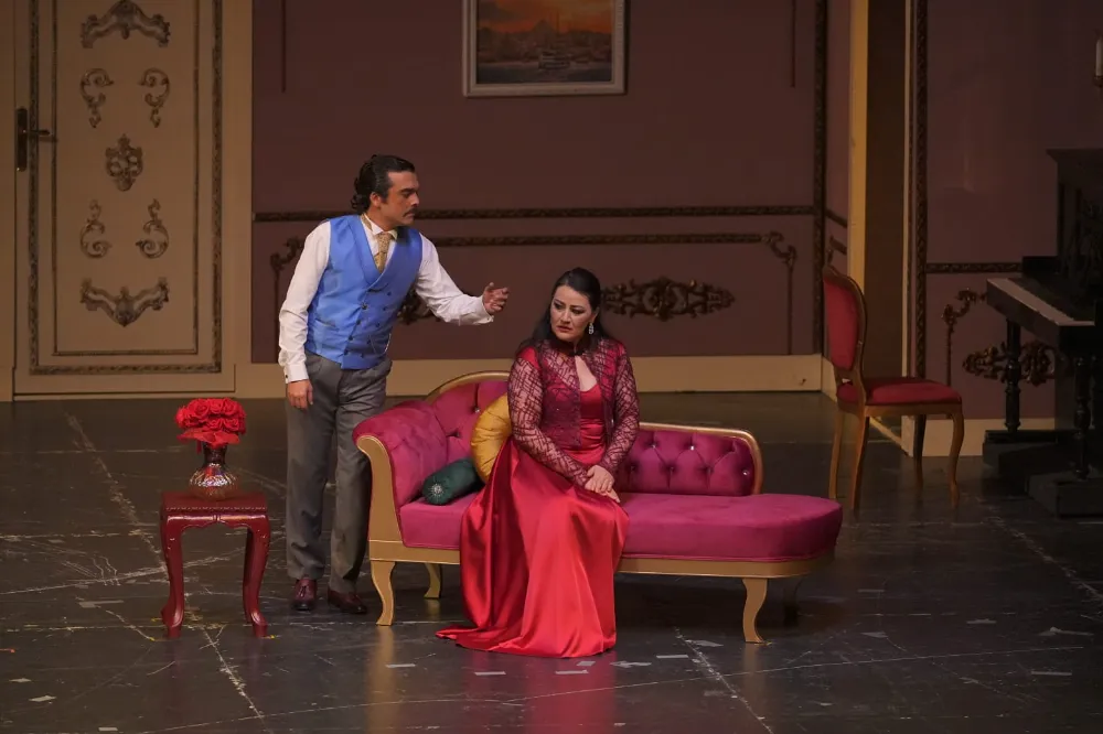 AŞK-I MEMNU OPERASI YENİ SEZONUN İLK TUTKUSUNU SAHNEYE TAŞIYOR! 