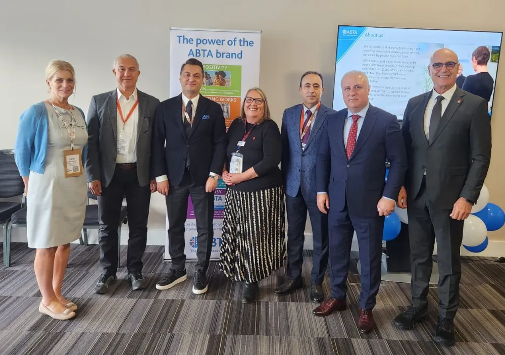 ALANYA HEYETİNDEN LONDRA’DA YOĞUN MESAİ