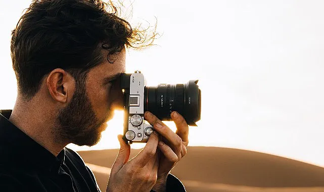 Sony Geniş Diyafram Açıklığına Sahip Etkileyici Prime Lensi Ultra Geniş FE 16mm F1.8 G