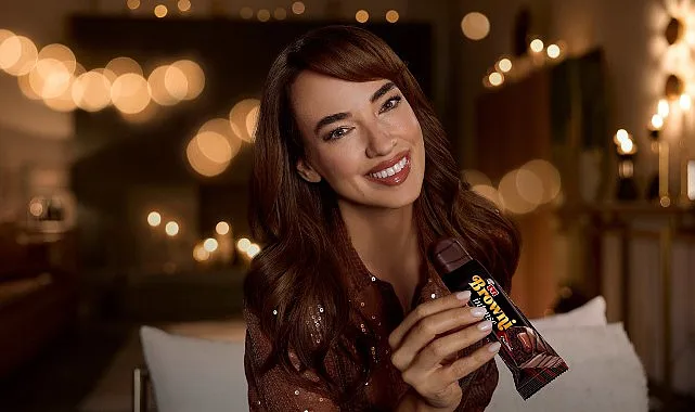 Ünlü Oyuncu Seda Bakan, Eti Brownie Intense